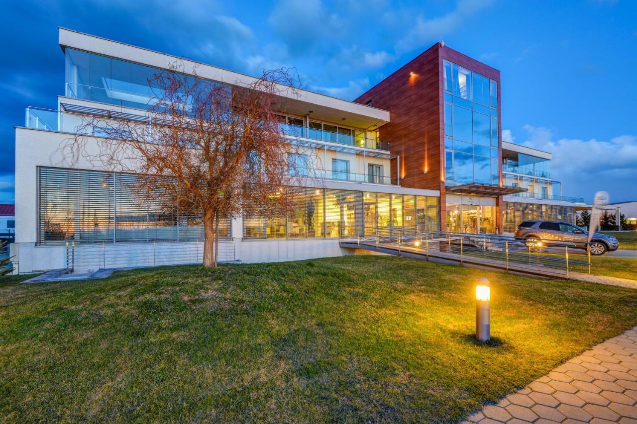 Hotel Ponteo - Activity Park Bratislava Exterior photo