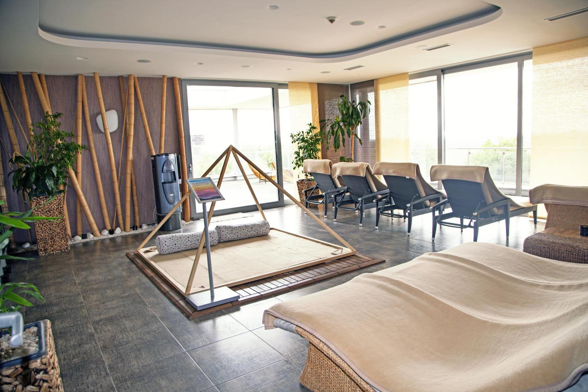 Hotel Ponteo - Activity Park Bratislava Exterior photo